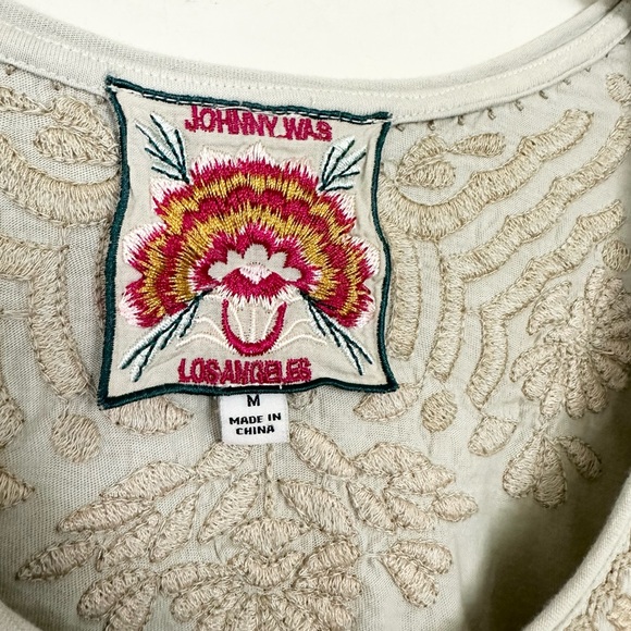 Johnny Was Rita Knot Tie Front Short Sleeve Tee Embroidered Gray Taupe - Picture 5 of 9